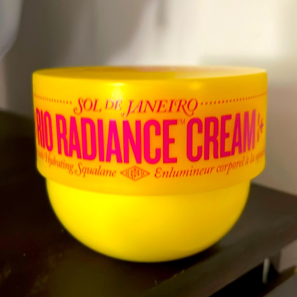no longer in stores! The beautiful Sol De Janerio #87 body cream